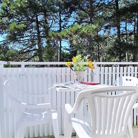 Fantastic In Caorle With Shared Pool דירה *