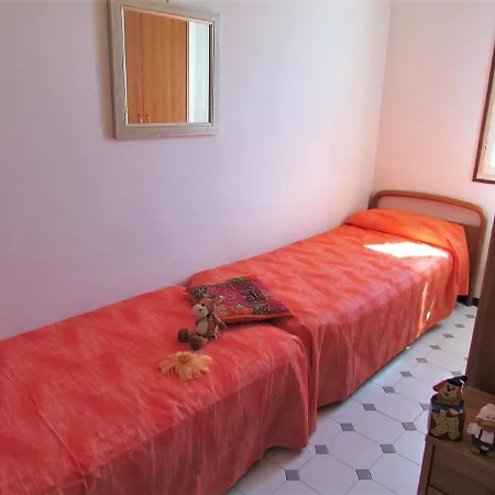 Fantastic In Caorle With Shared Pool * ביביונה