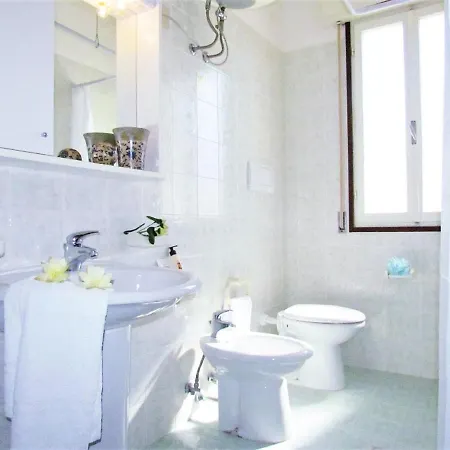 Fantastic In Caorle With Shared Pool * ביביונה